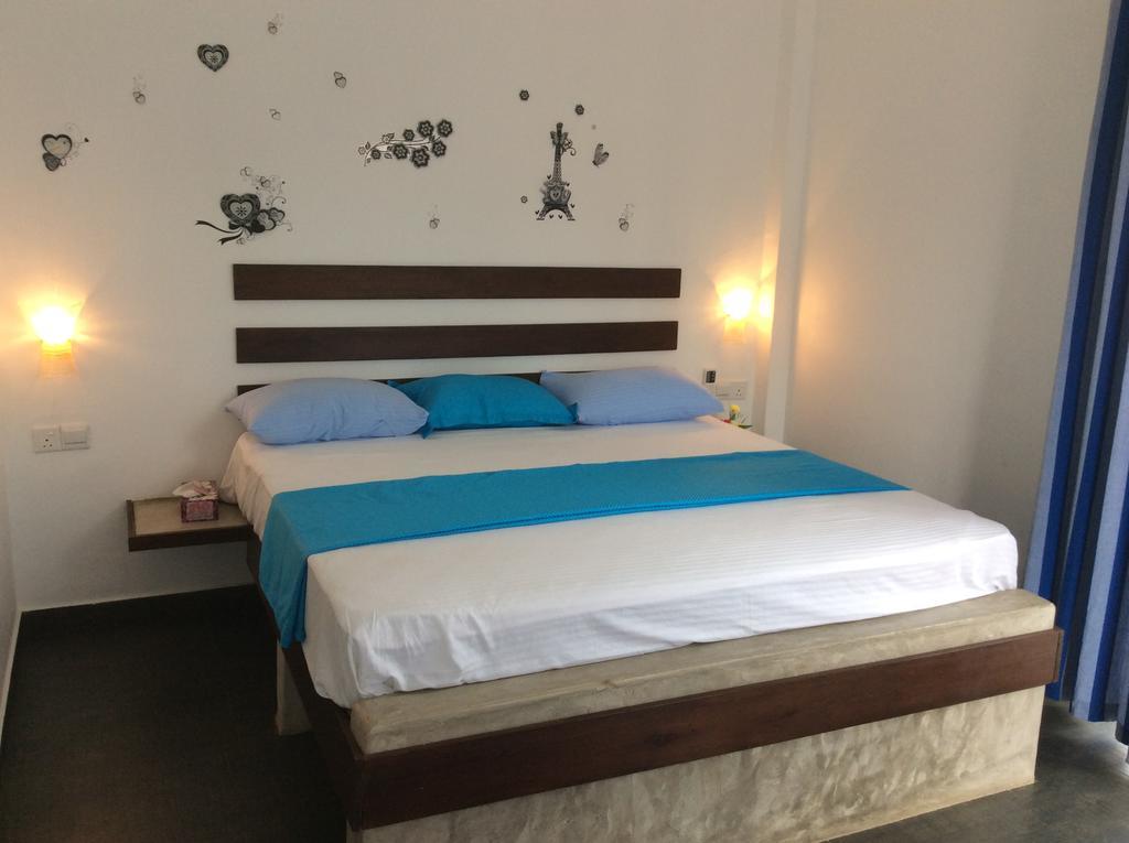 Petit Guest House Negombo Chambre photo